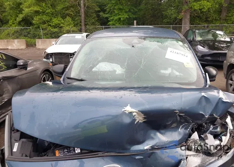 2020 Ford Escape S из США, поврежденный, VIN 1FMCU0F68LUC20976